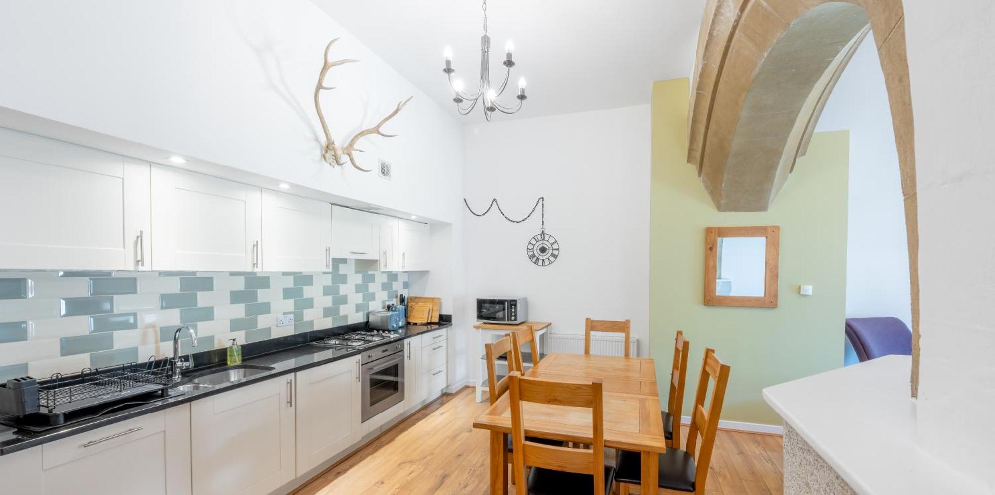 Abbey Church Upper North Aisle Luxury Self Catering 2 Bedroom Apartments Fort Augustus Eksteriør bilde