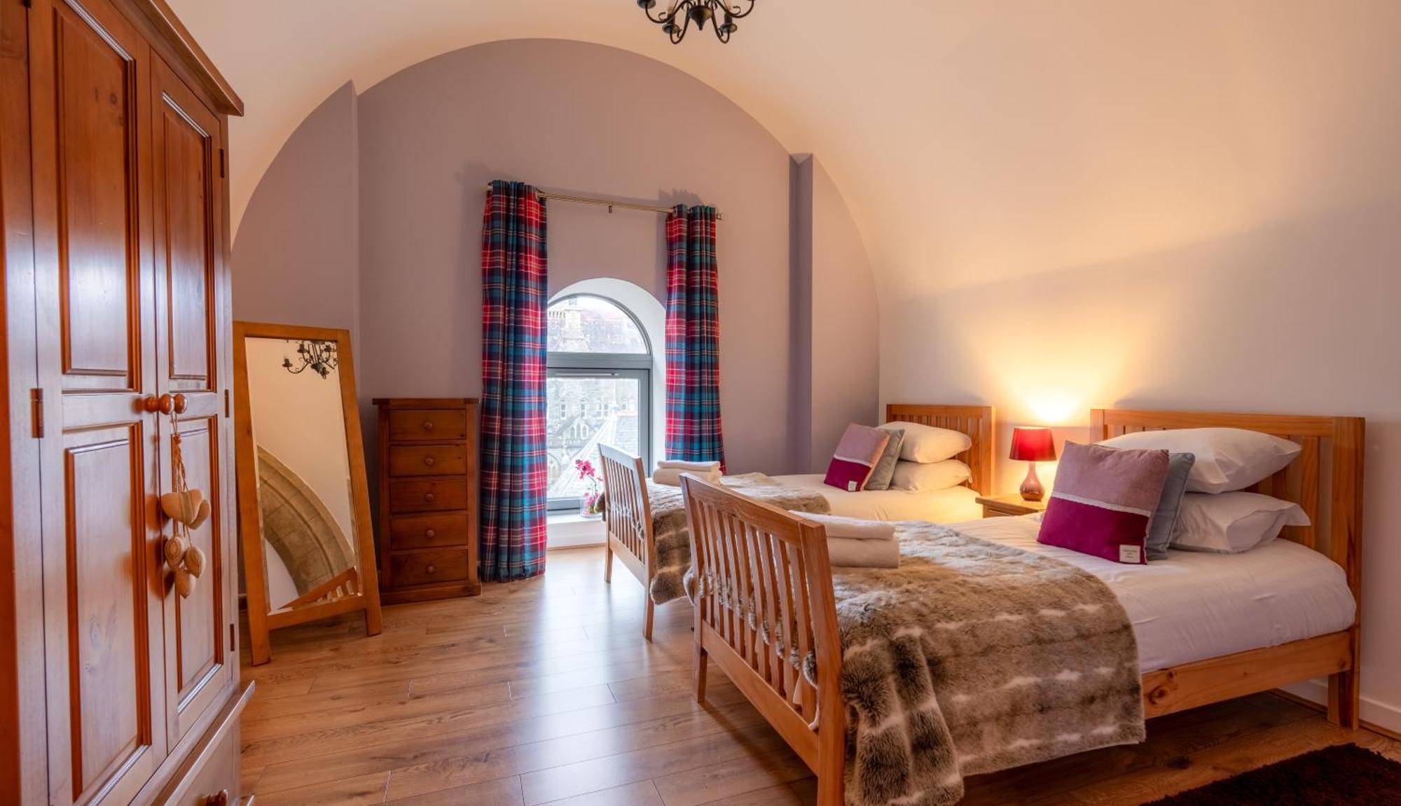 Abbey Church Upper North Aisle Luxury Self Catering 2 Bedroom Apartments Fort Augustus Eksteriør bilde
